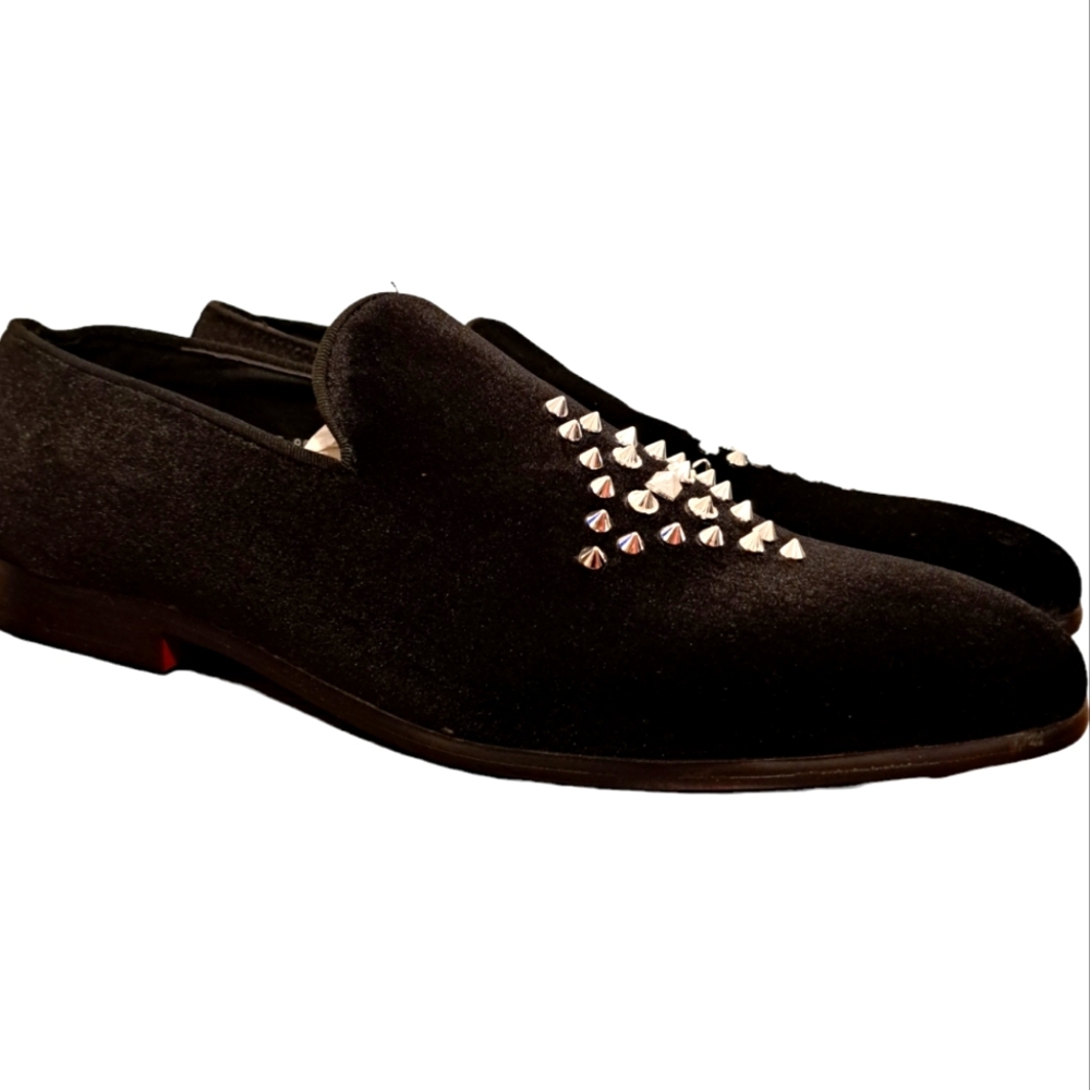 NIB Royal Shoes size 11 velvet studded loafers